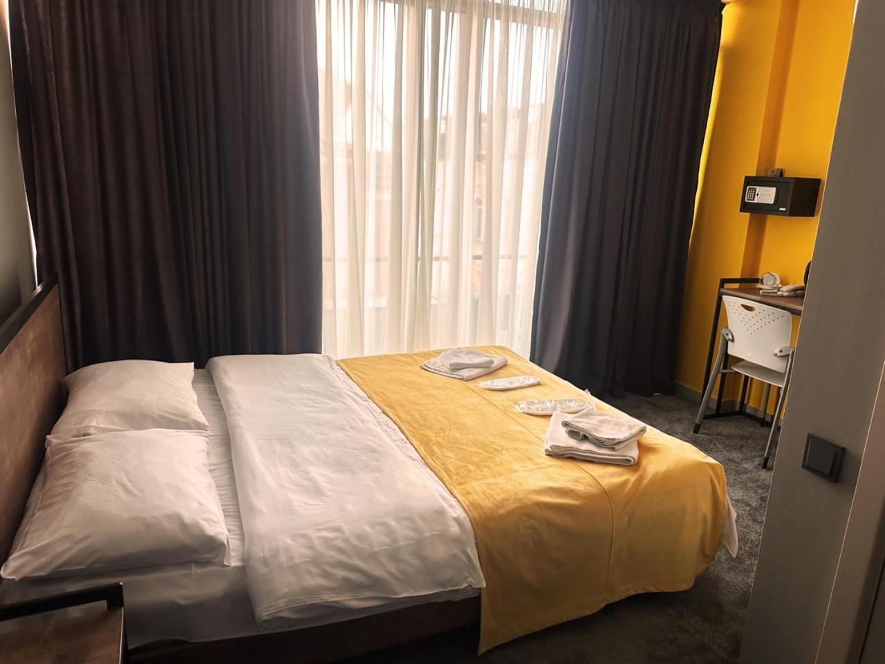 Diuma Hotel Tbilisi Exteriör bild