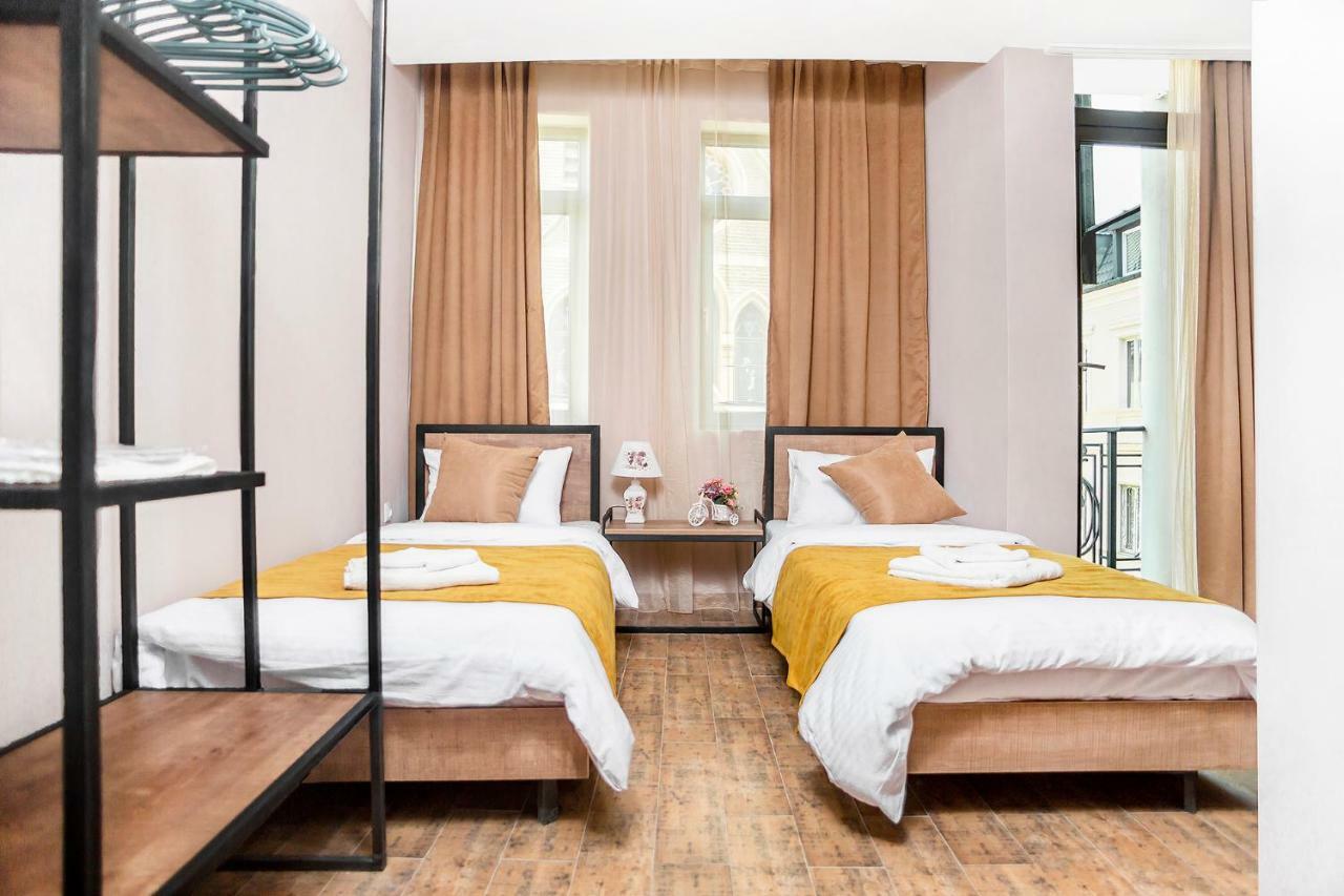 Diuma Hotel Tbilisi Exteriör bild
